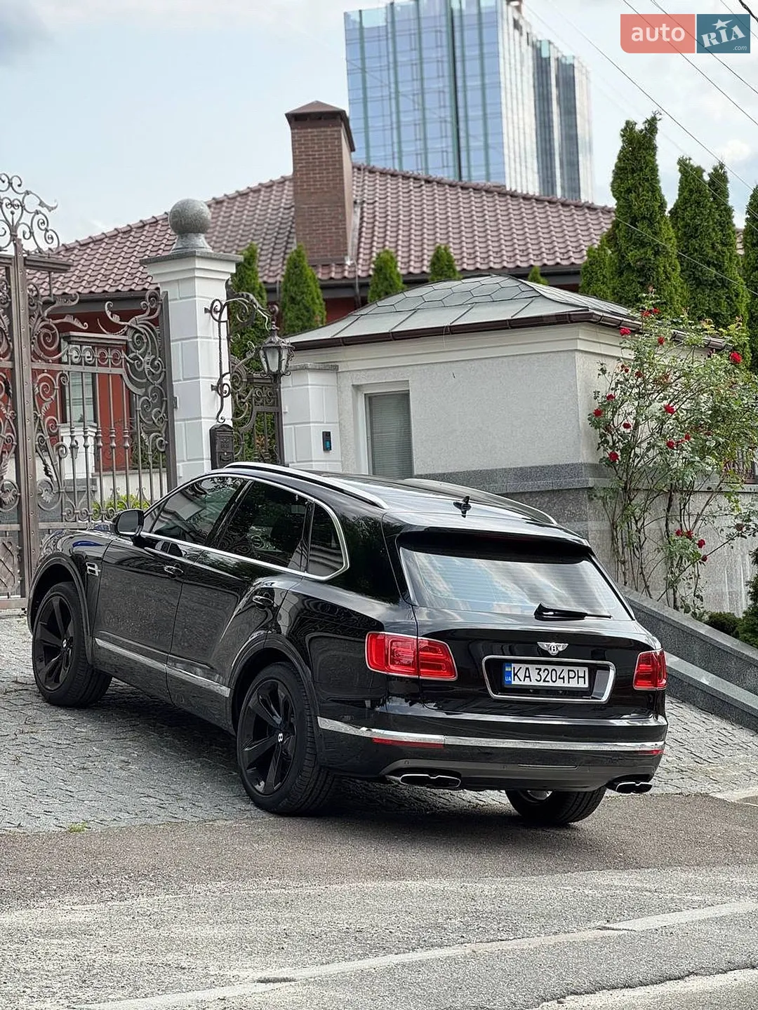 2018 Bentley Bentayga - мініатюра 5