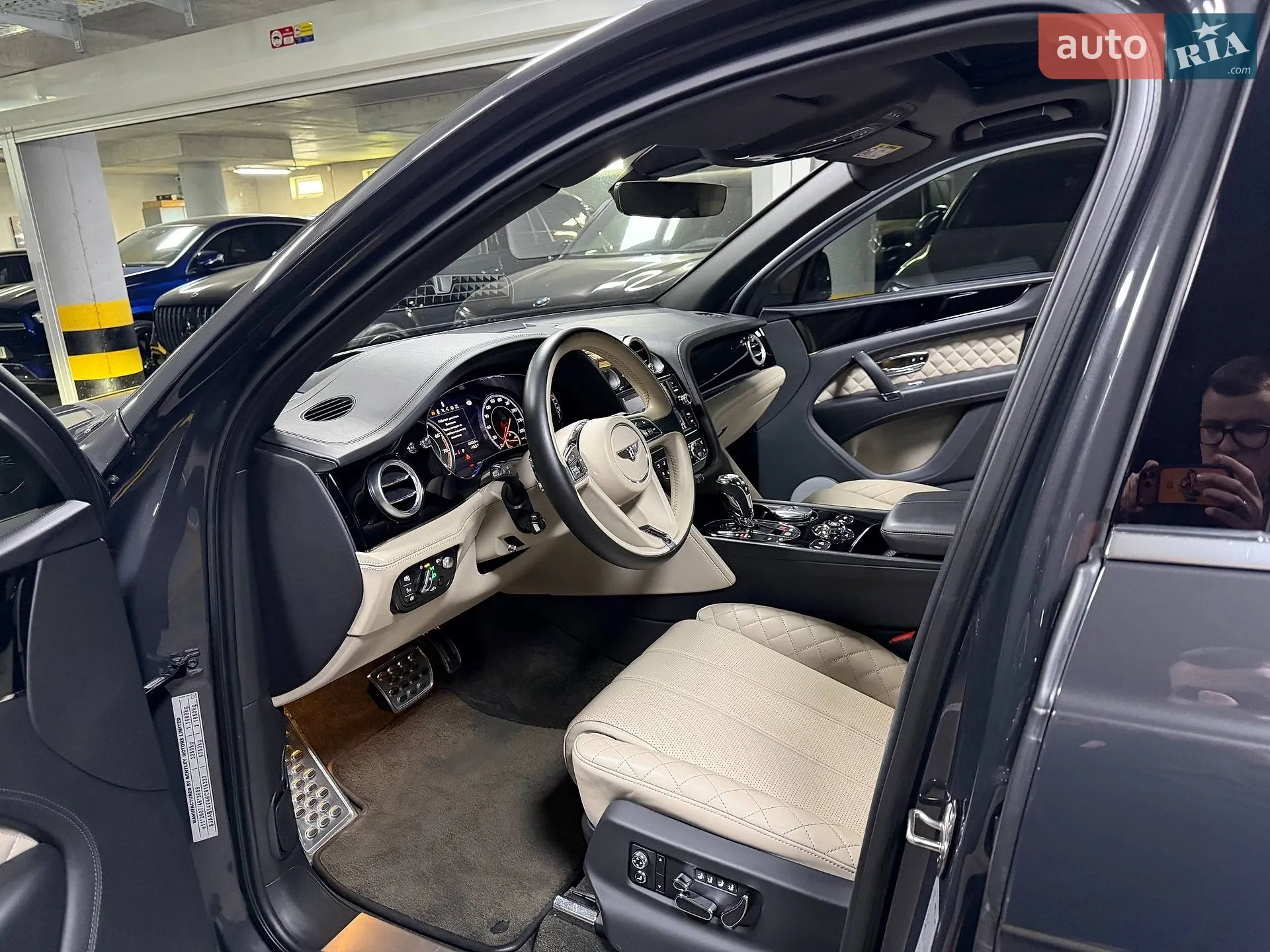 2016 Bentley Bentayga - мініатюра 50