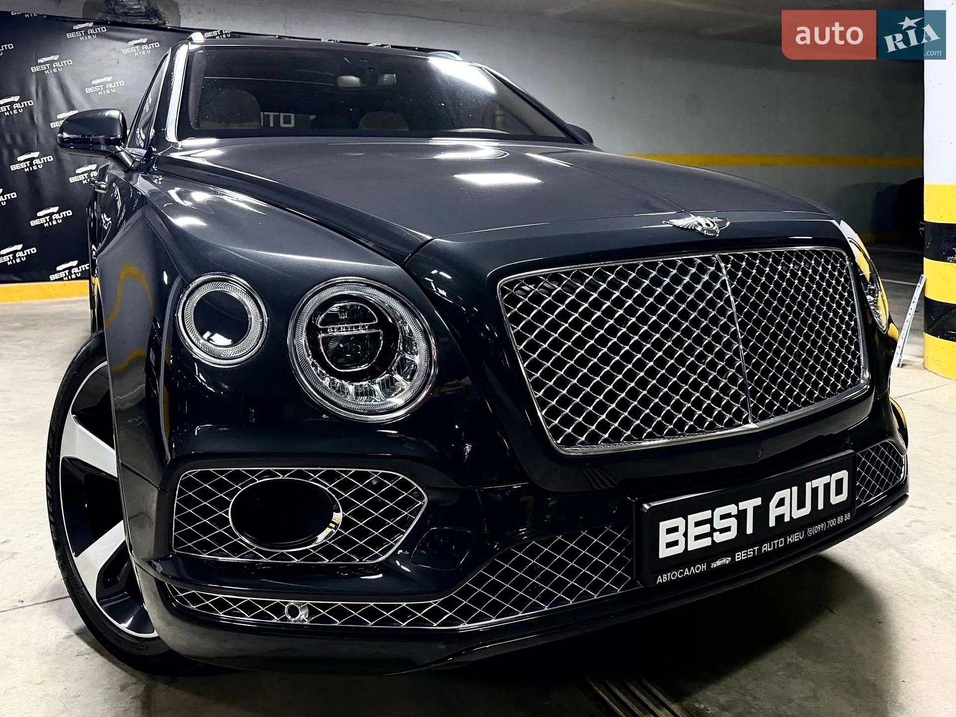 2016 Bentley Bentayga - мініатюра 108