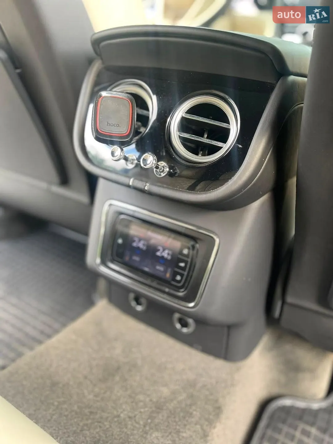 2016 Bentley Bentayga - мініатюра 23