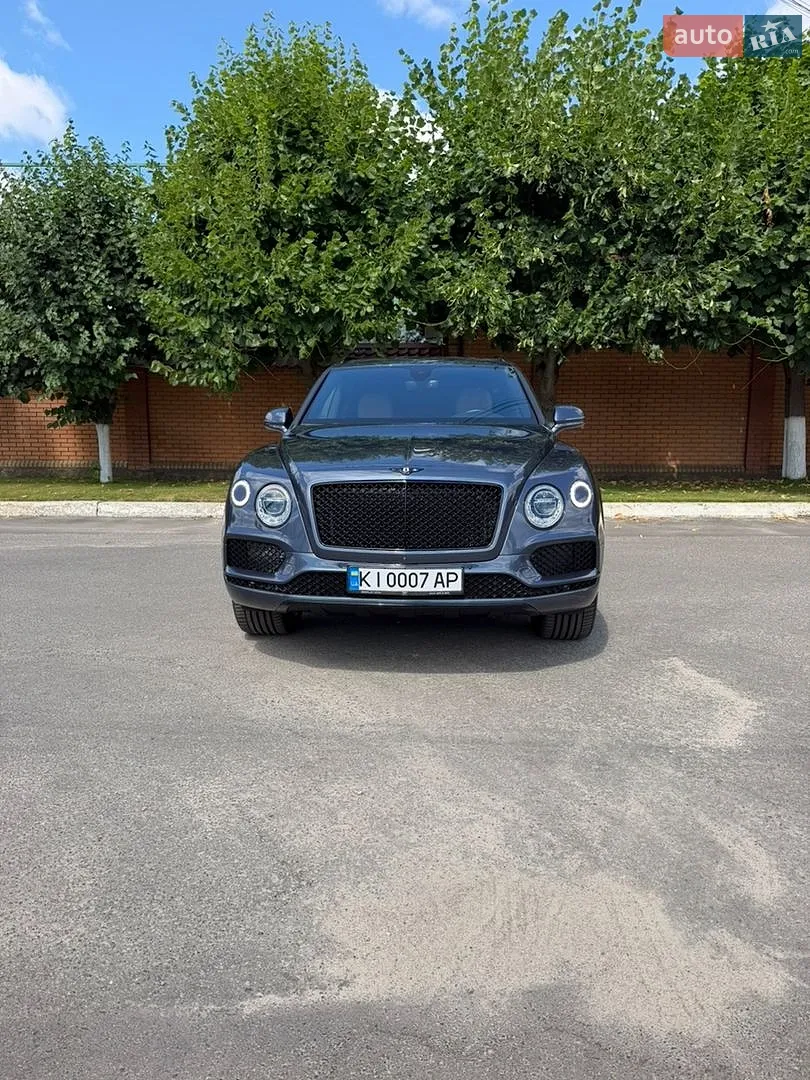 2017 Bentley Bentayga - мініатюра 2