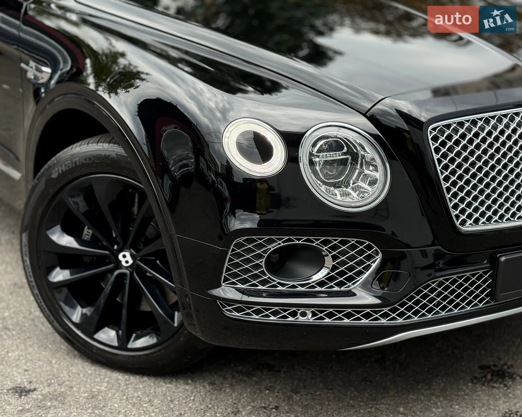 2018 Bentley Bentayga - мініатюра 37