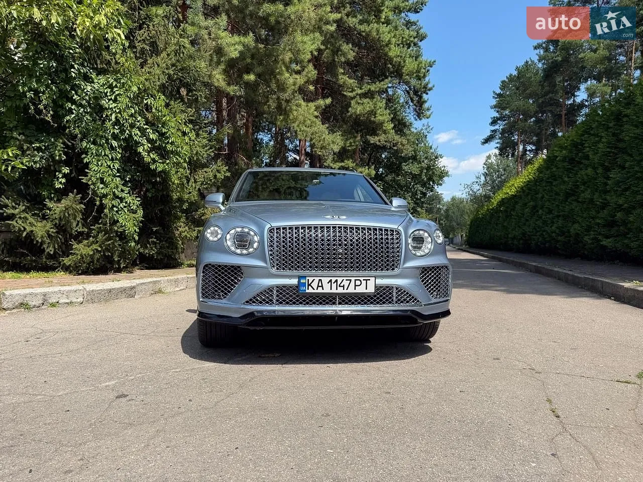 2022 Bentley Bentayga - мініатюра 9