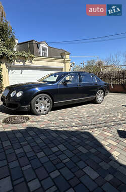 Седан Bentley Continental Flying Spur 2007 в 