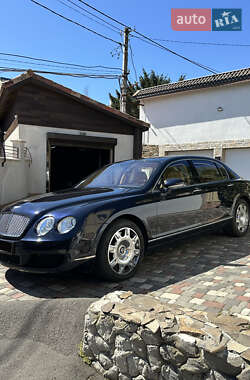 Седан Bentley Continental Flying Spur 2007 в 