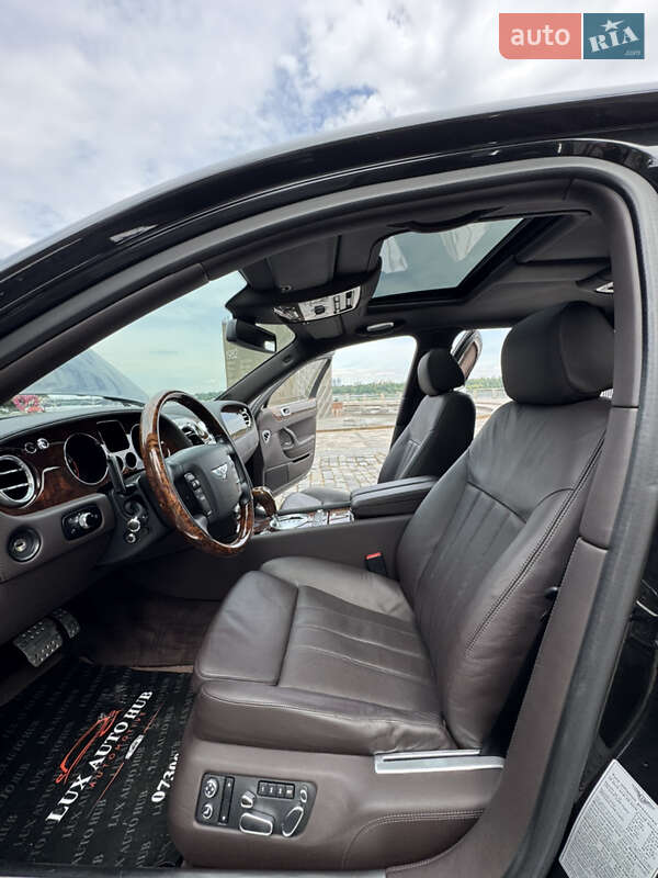 Седан Bentley Continental Flying Spur 2008 в Киеве