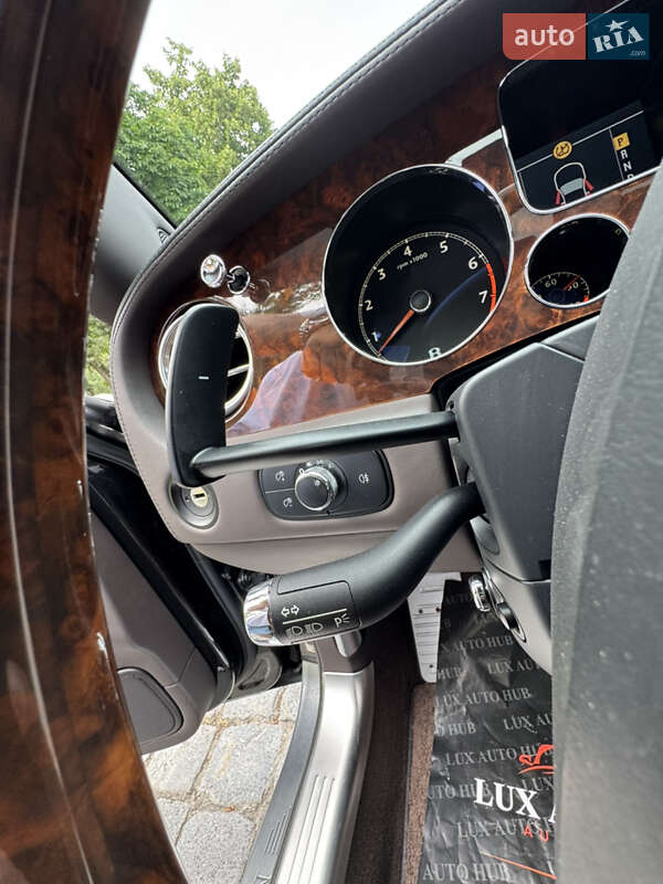 Седан Bentley Continental Flying Spur 2008 в Киеве