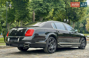 Седан Bentley Continental Flying Spur 2008 в 