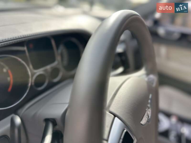 Седан Bentley Continental Flying Spur 2008 в Рівному