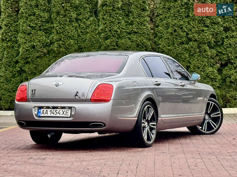 Седан Bentley Continental Flying Spur 2006 в Києві фото 10 Седан Bentley Continental Flying Spur 2006 в Києві
