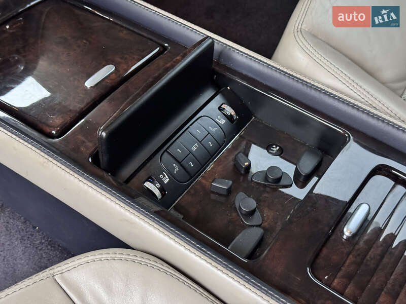 Седан Bentley Continental Flying Spur 2006 в Києві фото 23 Седан Bentley Continental Flying Spur 2006 в Києві