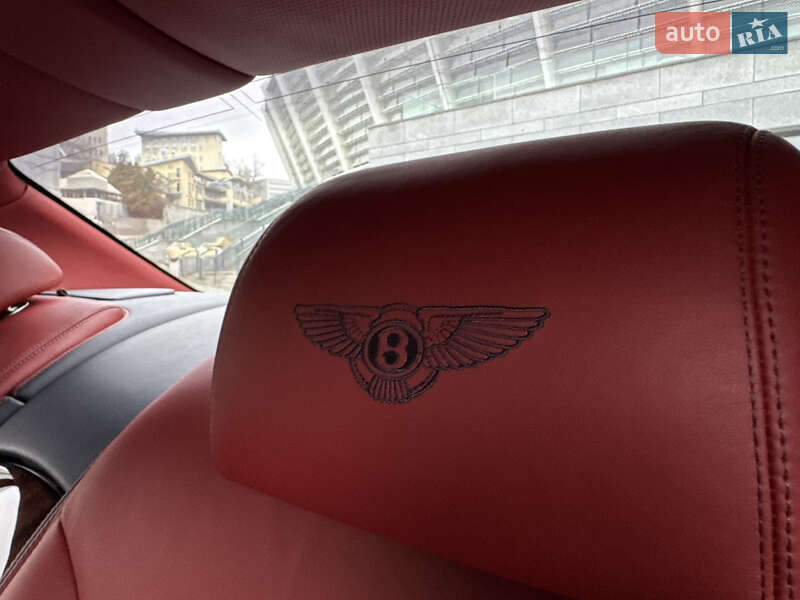 Седан Bentley Continental Flying Spur 2012 в Києві