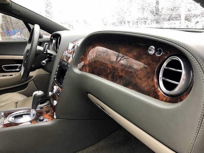 Купе Bentley Continental GT 2005 в Києві фото 48 Купе Bentley Continental GT 2005 в Києві