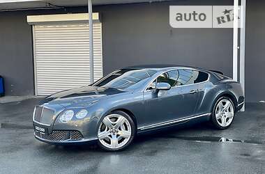 Купе Bentley Continental GT 2011 в Києві