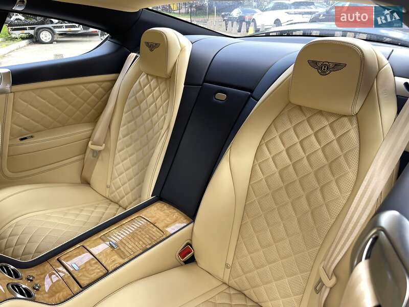 Купе Bentley Continental GT 2016 в Киеве