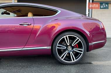 Купе Bentley Continental GT 2012 в 