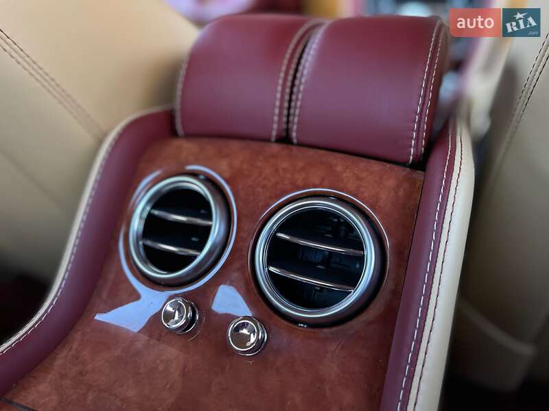 Купе Bentley Continental GT 2012 в Киеве