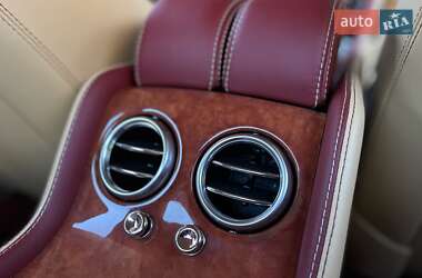 Купе Bentley Continental GT 2012 в 
