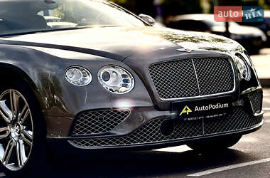 Купе Bentley Continental GT 2016 в 