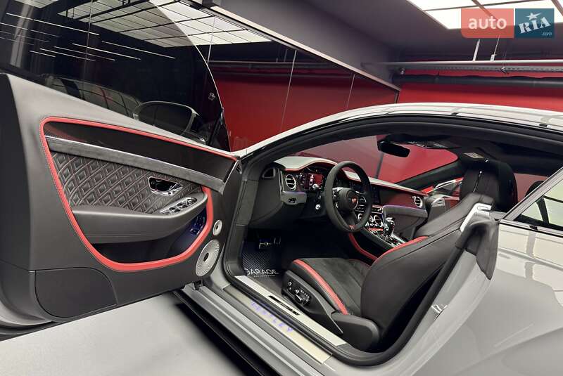 Купе Bentley Continental GT 2021 в Києві