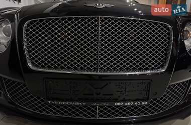Купе Bentley Continental GT 2012 в 