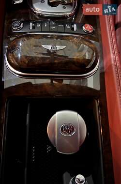 Купе Bentley Continental GT 2012 в 