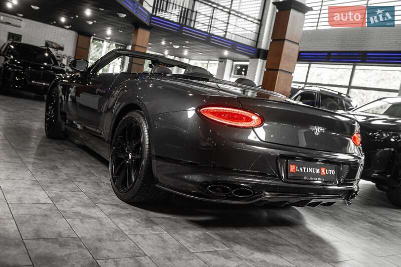 Кабриолет Bentley Continental GT 2022 в Одессе фото 71 Кабриолет Bentley Continental GT 2022 в Одессе