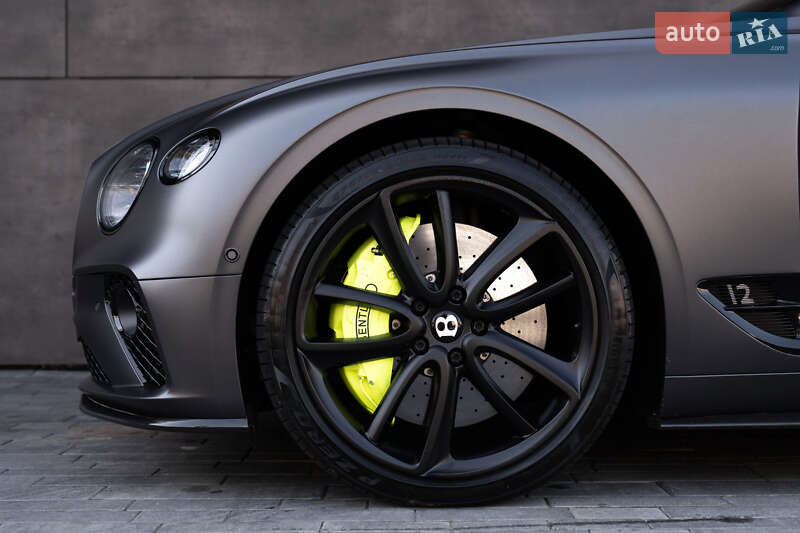 Купе Bentley Continental GT 2018 в Киеве фото 11 Купе Bentley Continental GT 2018 в Киеве
