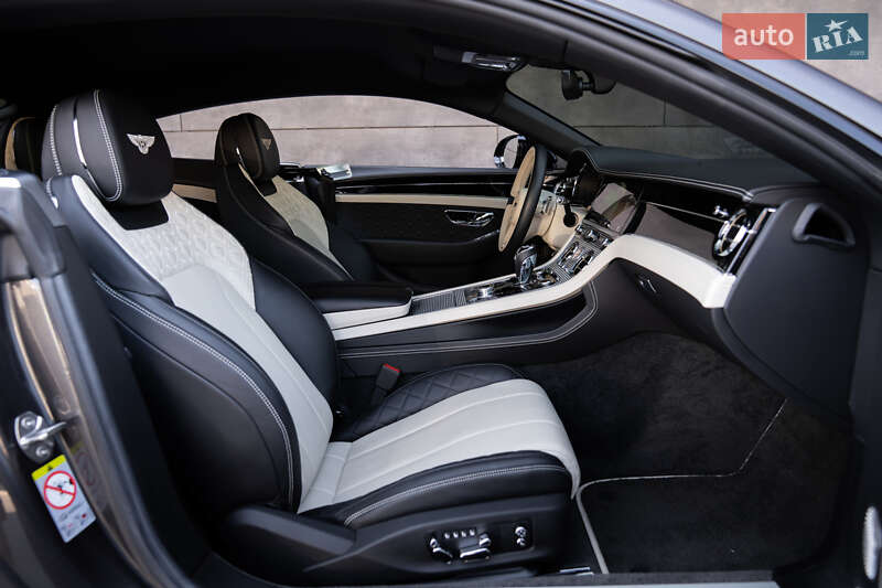 Купе Bentley Continental GT 2018 в Киеве фото 29 Купе Bentley Continental GT 2018 в Киеве