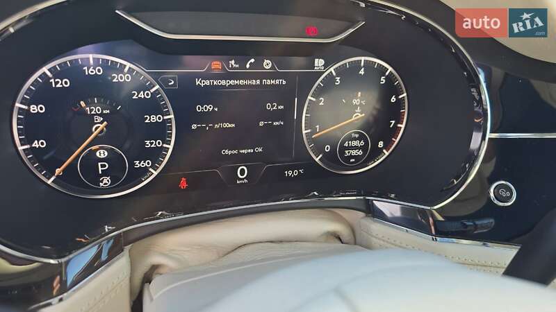 Купе Bentley Continental GT 2021 в Киеве фото 9 Купе Bentley Continental GT 2021 в Киеве