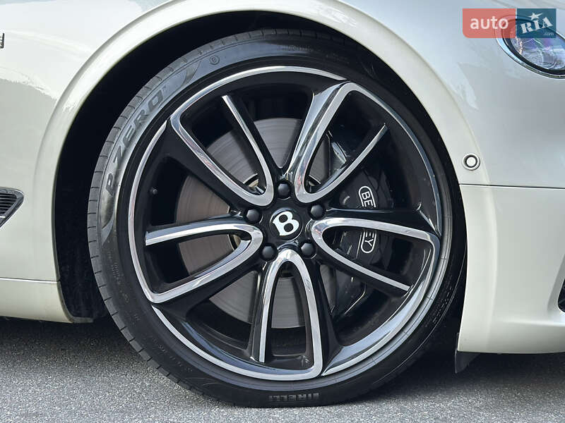 Купе Bentley Continental GT 2018 в Києві