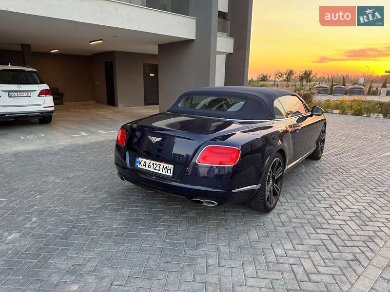 Купе Bentley Continental GT 2013 в Черновцах