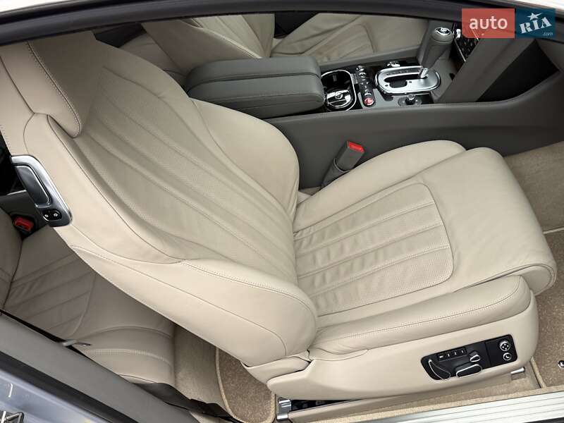 Купе Bentley Continental GT 2011 в Киеве фото 99 Купе Bentley Continental GT 2011 в Киеве