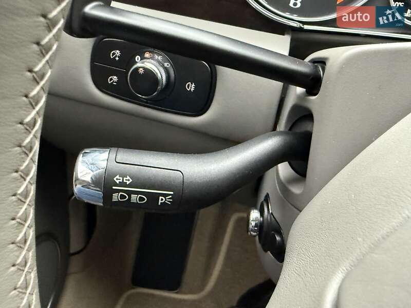 Купе Bentley Continental GT 2011 в Киеве фото 120 Купе Bentley Continental GT 2011 в Киеве