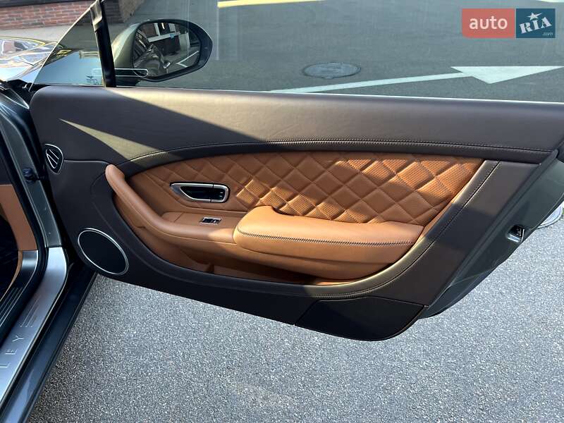 Купе Bentley Continental GT 2016 в Киеве фото 28 Купе Bentley Continental GT 2016 в Киеве