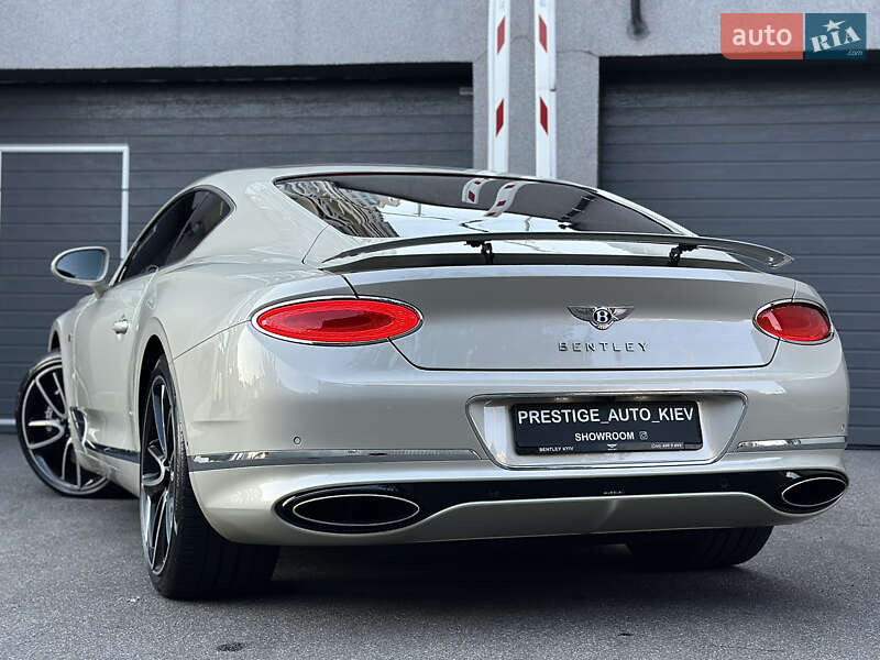 Купе Bentley Continental GT 2018 в Києві фото 27 Купе Bentley Continental GT 2018 в Києві