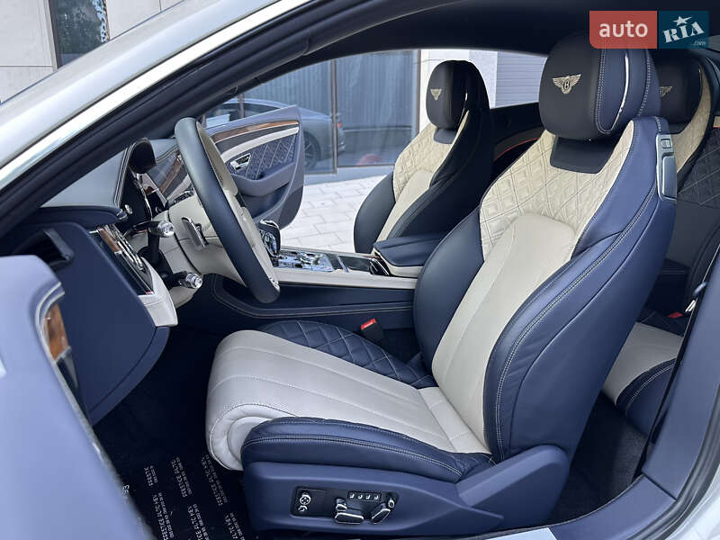 Купе Bentley Continental GT 2018 в Києві фото 46 Купе Bentley Continental GT 2018 в Києві