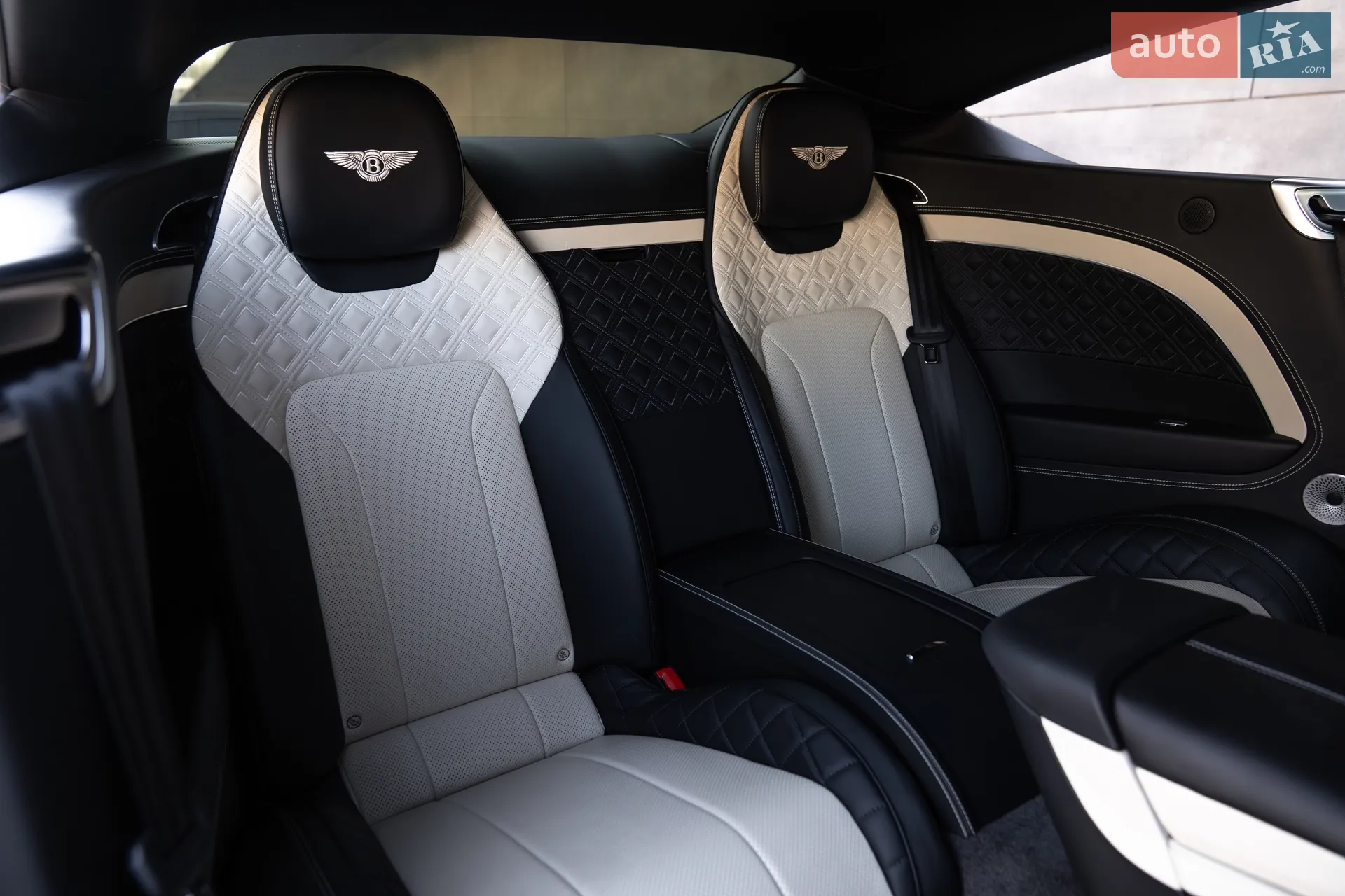 2018 Bentley Continental - мініатюра 32