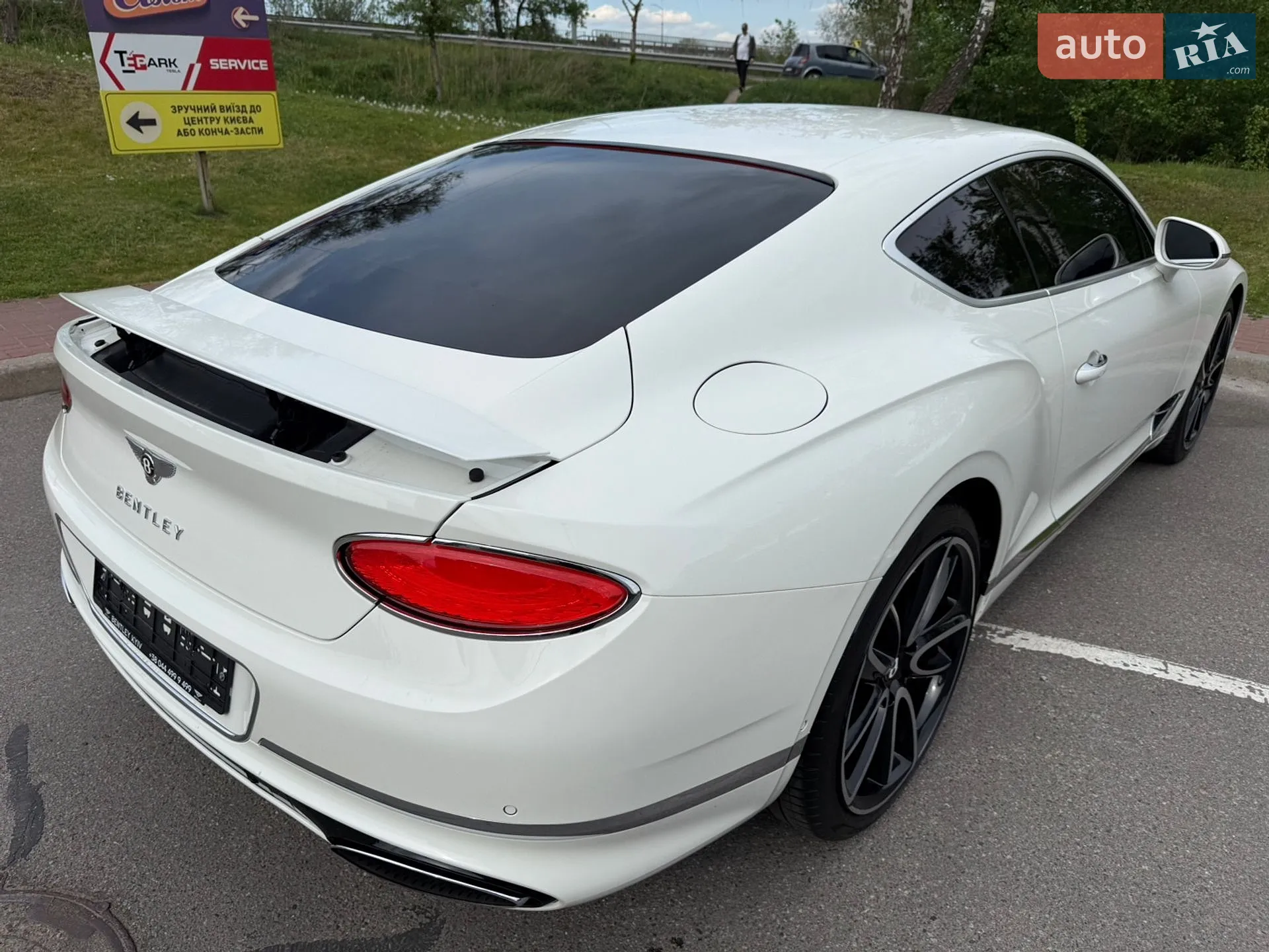 2019 Bentley Continental - мініатюра 31
