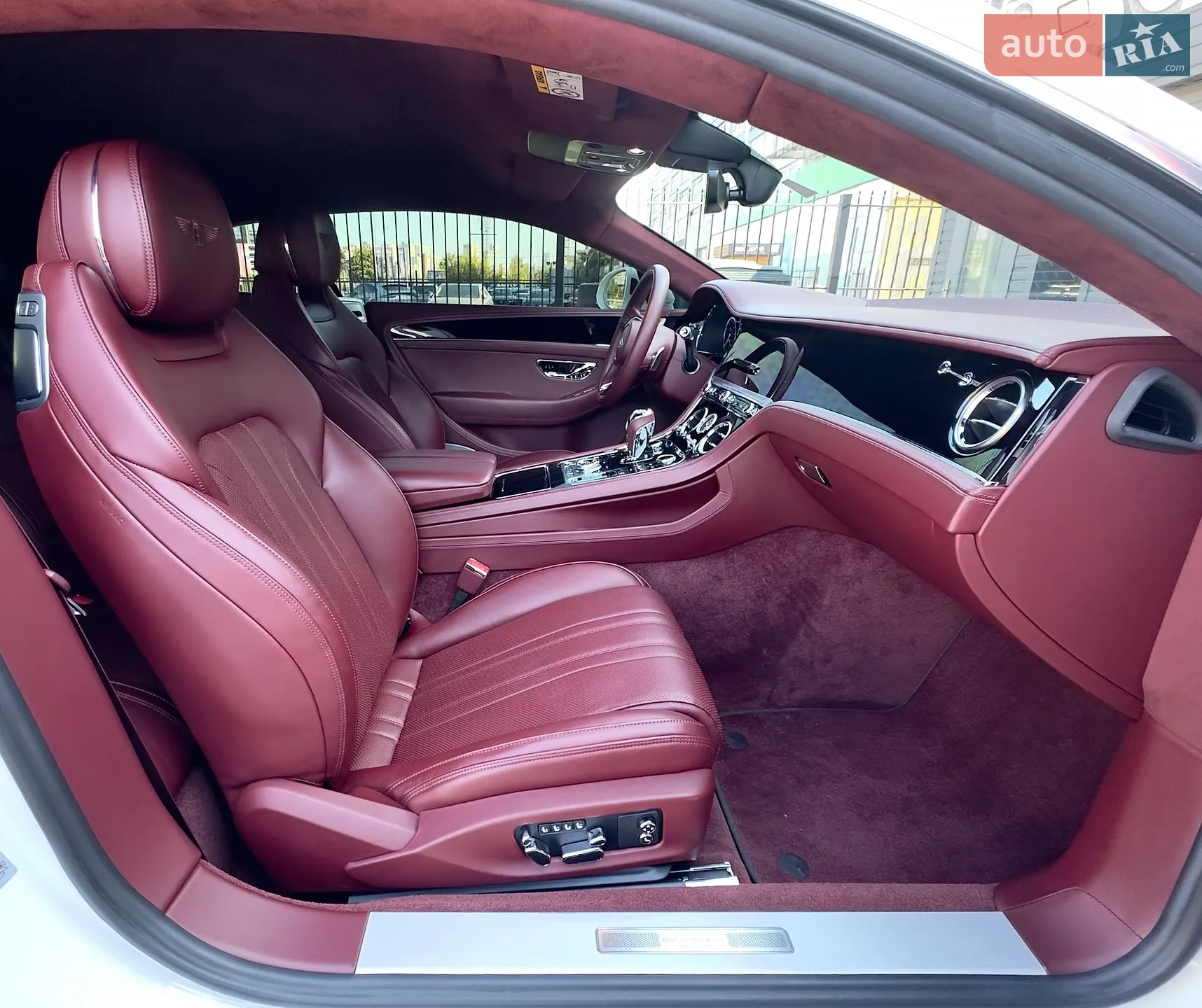 2020 Bentley Continental - мініатюра 19
