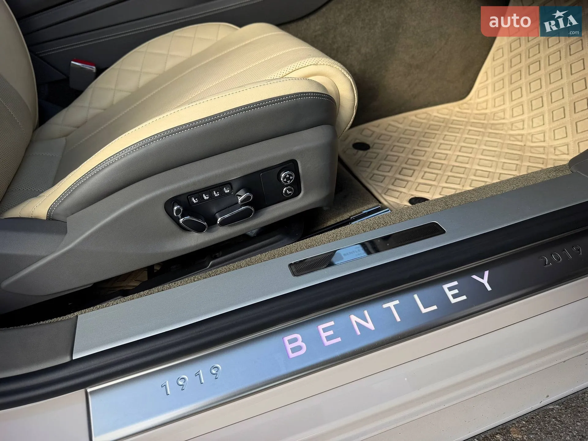 2019 Bentley Continental - мініатюра 72
