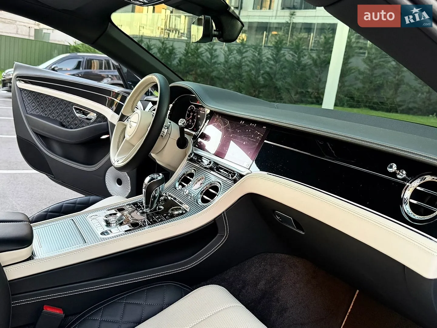 2018 Bentley Continental - мініатюра 39