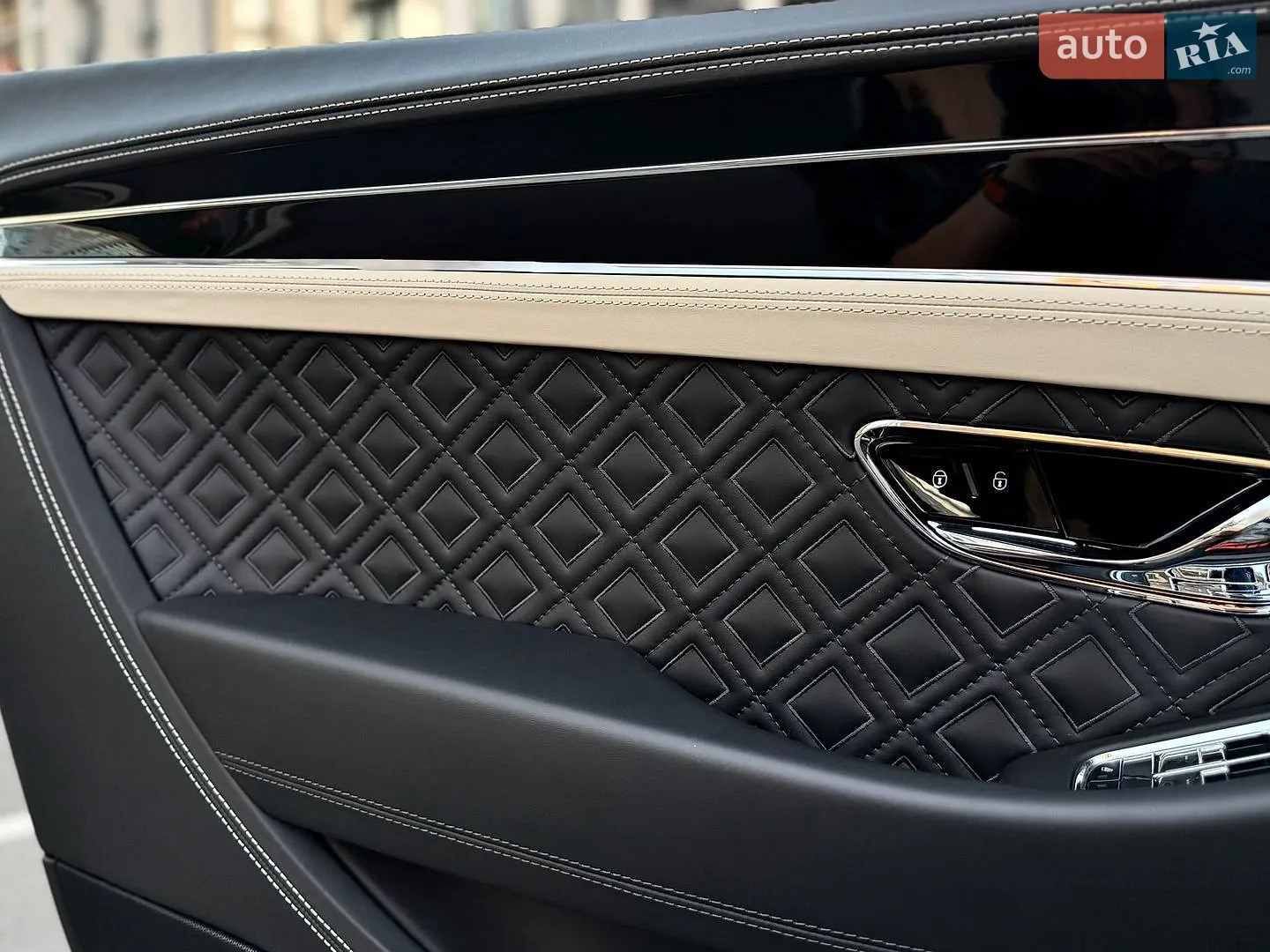 2018 Bentley Continental - мініатюра 49