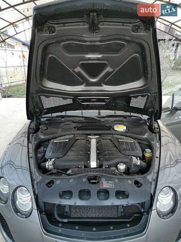Купе Bentley Continental 2010 в Києві