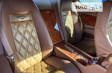 Купе Bentley Continental 2006 в 