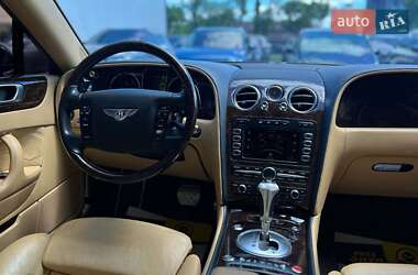 Купе Bentley Continental 2006 в 
