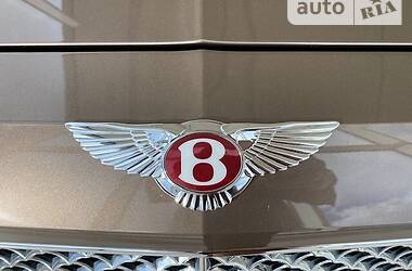 Седан Bentley Flying Spur V8 2015 в Киеве