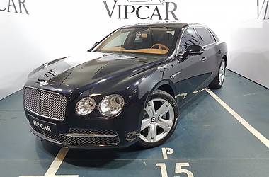 Седан Bentley Flying Spur 2015 в Киеве