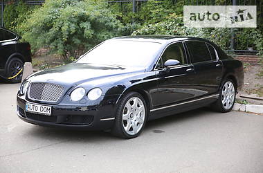 Седан Bentley Flying Spur 2006 в Киеве