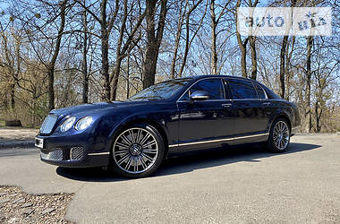 Седан Bentley Flying Spur 2010 в Києві